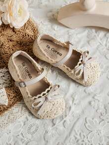1 Pair Girls Comfortable Breathable Lace Canvas Flat Shoes, Bowknot Decor Design, Hook And Loop Closure, Soft Non-Slip, Fashion Outdoor Flat Shoes, Suitable For Spring, Autumn, Summer, Girls Shoes, Kids Shoes, School Shoes - Beige - View 6