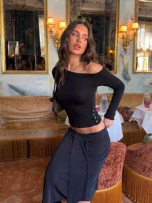 Women's Square Neck Long Sleeve Square Neck Bell Sleeve Cropped Slim Fit American Style T-Shirt - Black - View 2