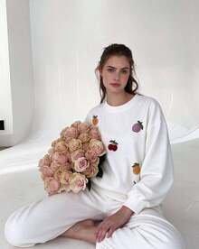 Women's White Fruit Embroidery Sweatshirt & Sweatpants Set, Crew Neck Loose Long Sleeve Drawstring Cuffed Pants 2 Pieces Set, Casual Home & Light Sports Outfit - White - View 1