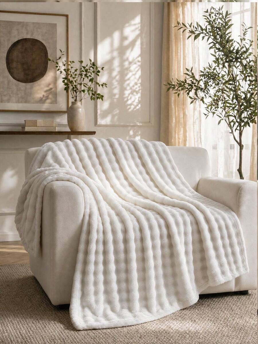 1pc Thick Plush Geometric Pattern Multi-Functional Blanket - Soft Light Beige, Suitable For All Seasons, For Sofa, Bed, Car And Travel - Machine Washable White Comfortable Quilt, Guest Room Accessory | Embossing Technology | Soft Texture, Autumn Decor, Room Decoration Back To School/Opening Season/Dorm Bedding - White - View 1