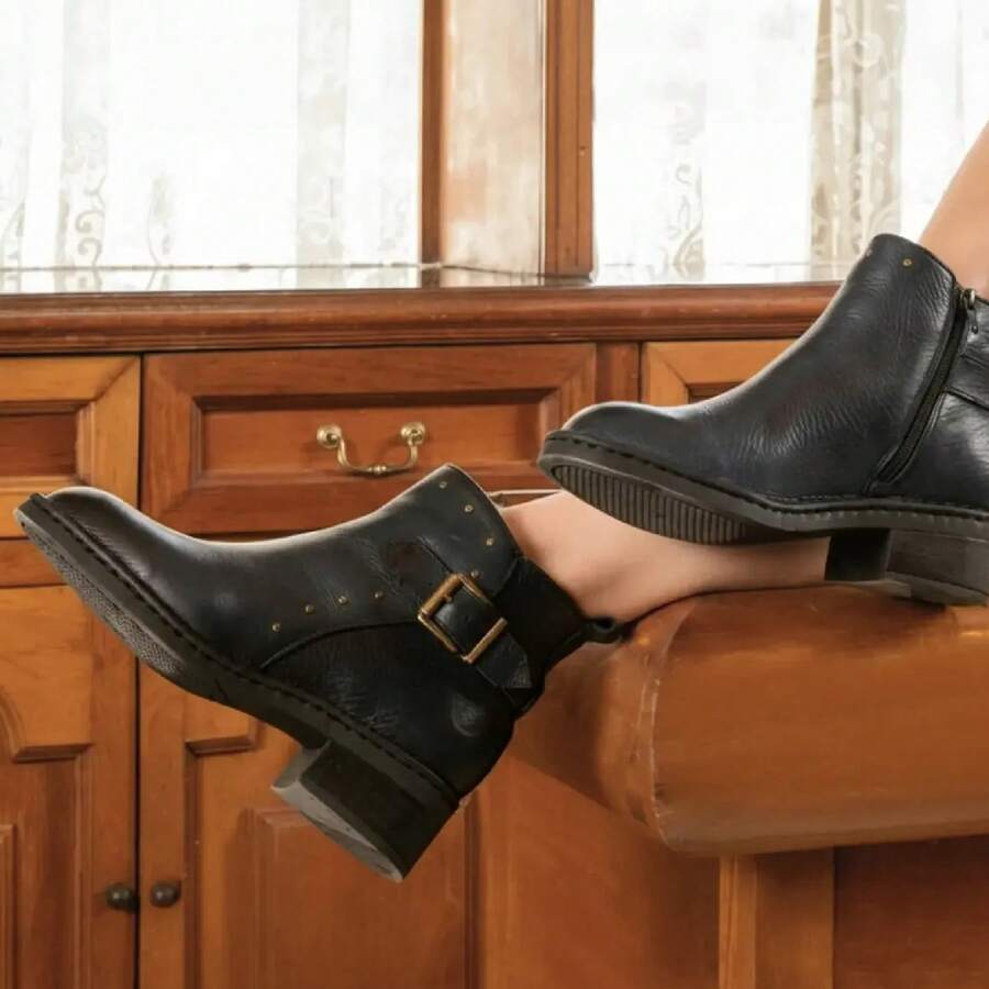 LOBO SOLO Women Ankle Boots & Booties - Black - View 1