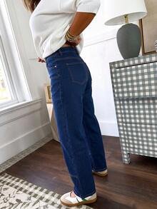 Women's Mid-Waist Curved Leg Jeans, Contrast Stitching Divided Cargo Pockets, Deep Blue Original Color Denim - Medium Wash - View 5