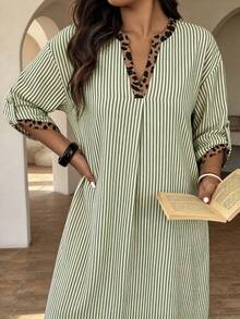 Spring/Summer V-Neck Large Floral Print Loose Long Sleeve Casual Beach Vacation Dress Plus Size - Multicolor - View 2