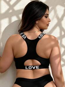 Plus Size Women's Sports Bra, Black & White Letter Tape Seamless Racerback Full Coverage Bra - Black - View 2
