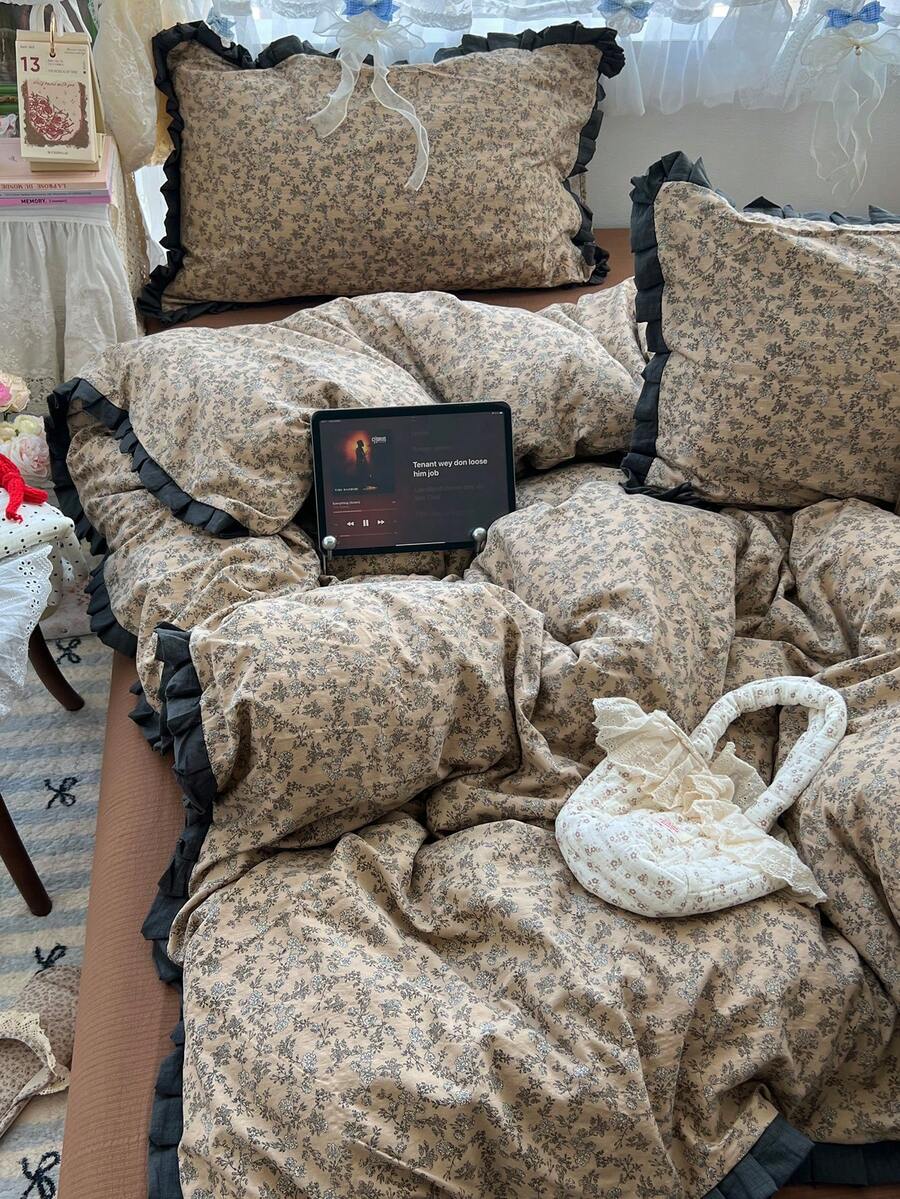 棕色碎花荷葉邊4件套床上用品,浪漫法式鄉村風,透氣柔軟四季通用,包含1件被套、1件床單、2件枕套,不含填充物,適用於臥室、宿舍、居家使用,多尺寸可選 - 棕色 - 查看 1