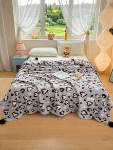 1pc Cute Heart Leopard Print Pom Pom Decor Throw Blanket, Soft Warm Lamb Fleece Bed Blanket, Comfortable Home Sofa Decor Blanket, Suitable For Office, Sofa, Bedroom, Multiple Size Options, Machine Washable - Light Grey - View 3