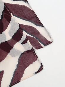 1pc Stunning Printed Hijab Shawl, Soft Lightweight Headscarf For Daily & Occasion - Vintage Jujube Red Zebra Print - View 4