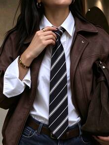 1件女款條紋領帶 專業通勤領帶 黑色領帶 學院風JK領帶 - 黑色 - 查看 2