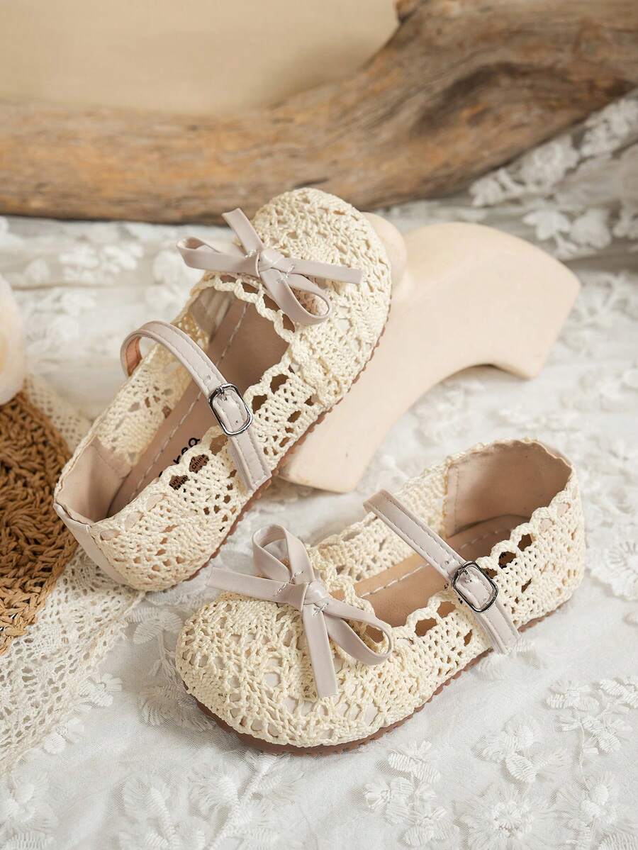 1 Pair Girls Comfortable Breathable Lace Canvas Flat Shoes, Bowknot Decor Design, Hook And Loop Closure, Soft Non-Slip, Fashion Outdoor Flat Shoes, Suitable For Spring, Autumn, Summer, Girls Shoes, Kids Shoes, School Shoes - Beige - View 1