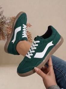 Women Tennis & Racquet Sport Shoes - Green - View 3