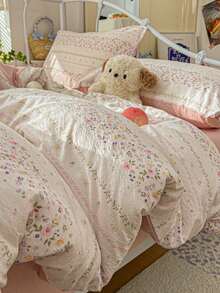 French Floral Bedding 4-Piece Set, Double Layer Synthetic Fabric, All Season (1 Duvet Cover + 1 Bed Sheet + 2 Pillowcases, Duvet Insert And Pillow Insert Not Included, Pillowcase Pattern Randomly Cut) - Pink - View 3