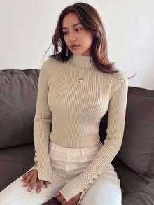 女款新款春秋冬季卡其色半高領針織毛衣內搭，保暖針織上衣配金屬鈕扣裝飾，通勤日常穿搭，可單穿或外搭 - 卡其色 - 查看 4