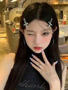 2pcs Women's Sweet Sparkling Rhinestone Cross Hair Clips, Fashion Side Clips Straight Hair Clips Premium Hair Accessories, Hot Girl Y2K Side Bangs Clips, Suitable For Daily Outings, Easter, Party Styling, Photo Shoots - Multicolor - View 8
