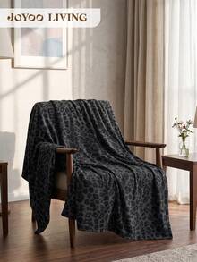 1pc Flannel Blanket, Single-Sided Printed, Solid Color Reverse Side, Soft & Lightweight, Cartoon Print, Home Essential, Perfect Birthday Gift, Comfortable & Warm, Easy Care, Black Leopard Pattern, Multi-Functional Blanket, Room Decor - Multicolor - View 11