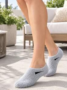 1/3/6 Pairs Solid Color Mink Fur Pattern Unisex Short Socks, Ankle Socks, Soft Lightweight Low-Cut Ankle Socks, Couple Style, Suitable For Holiday Gifts, Autumn/Winter Socks, Warm And Comfortable, Versatile For Daily Wear. - Black and White - View 5