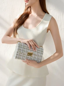 格纹翻盖链条方包迷你时尚纹理斜挎包旋转锁扣单肩包女士优雅手提包钱包，沙滩包，适合夏季、度假和日常使用，旅行必备，圣诞节冬季圣诞礼物 - 白色 - 查看 3