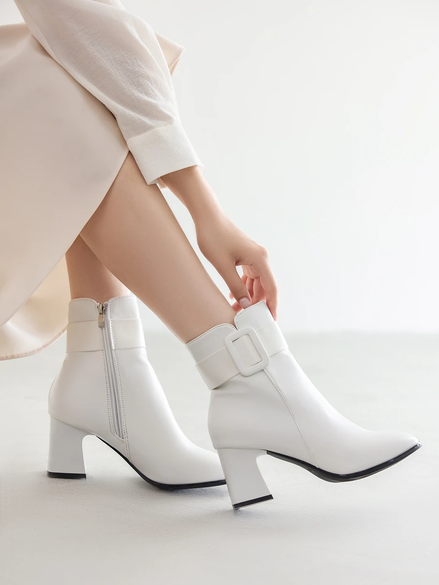 女士粗跟踝靴，时尚法式高跟短靴，黑白配色，2024秋冬圣诞节礼物 - 白色 - 查看 1