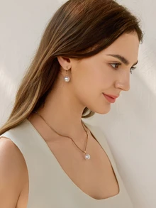 Juego de 3 piezas de collar y aretes de perlas falsas simples, adecuado para uso diario, festivales y fiestas de las mujeres. Regalo de Navidad y invierno - Amarillo Oro - Ver 3
