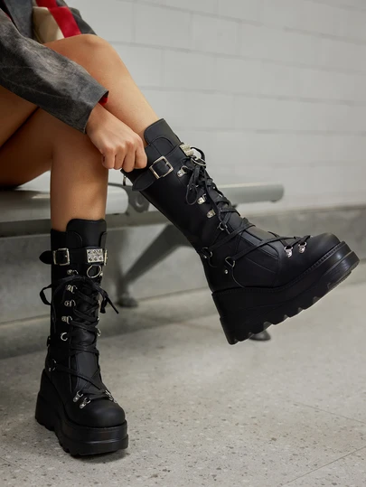 DareSee Giày bốt đế xuồng nữ có khóa cài, bốt buộc dây phía trước kiểu punk màu đen, quà tặng mùa đông cho lễ hội âm nhạc.