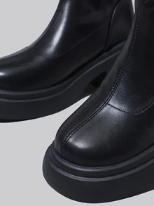 DareSee 法式短款厚底系带靴，防水圆头时尚靴，2024秋冬季礼物，音乐节必备 - 黑色 - 查看 9