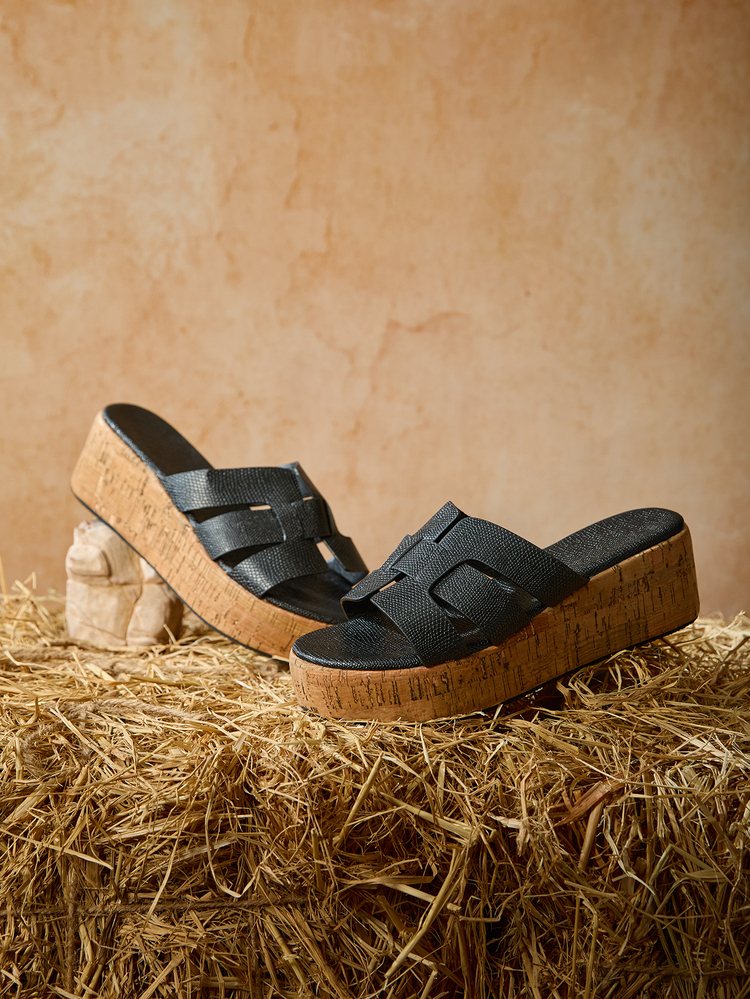 Tropiscape 女士波西米亚坡跟拖鞋，时尚户外增高凉鞋，沙滩拖鞋，黑色、棕色、白色，休闲凉鞋，适合夏季、圣诞节、冬季等场合，是圣诞节的理想礼物。 - 黑色 - 查看 1