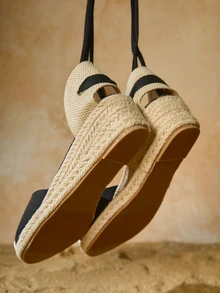 Tropiscape Nuevos zapatos de cuña de esparto para mujer, zapatos de pescador de lona negra con cordones largos, ligeros y cómodos, versátiles, con plataforma antideslizante, regalos de invierno, estilo campestre, atuendo de verano - Negro - Ver 5