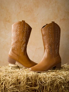 Tropiscape Nuovi stivali da cowboy occidentali da donna, stile con jorts, punta affusolata, ricamo, tacco chunky, stivali alla caviglia di moda e taglie comode, perfetti da indossare con un cardigan in autunno, Natale, inverno, come regalo di Natale