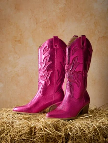 Tropiscape Damen Fransen Dekor Slip-On Modestiefel, Mode passend zu Mini-Rock Urlaubs Weiße Western Stiefel, zu tragen mit Pullover Winter Geschenke Cottagecore, Sommer Outfit - Heißes Pink - Übersicht 2