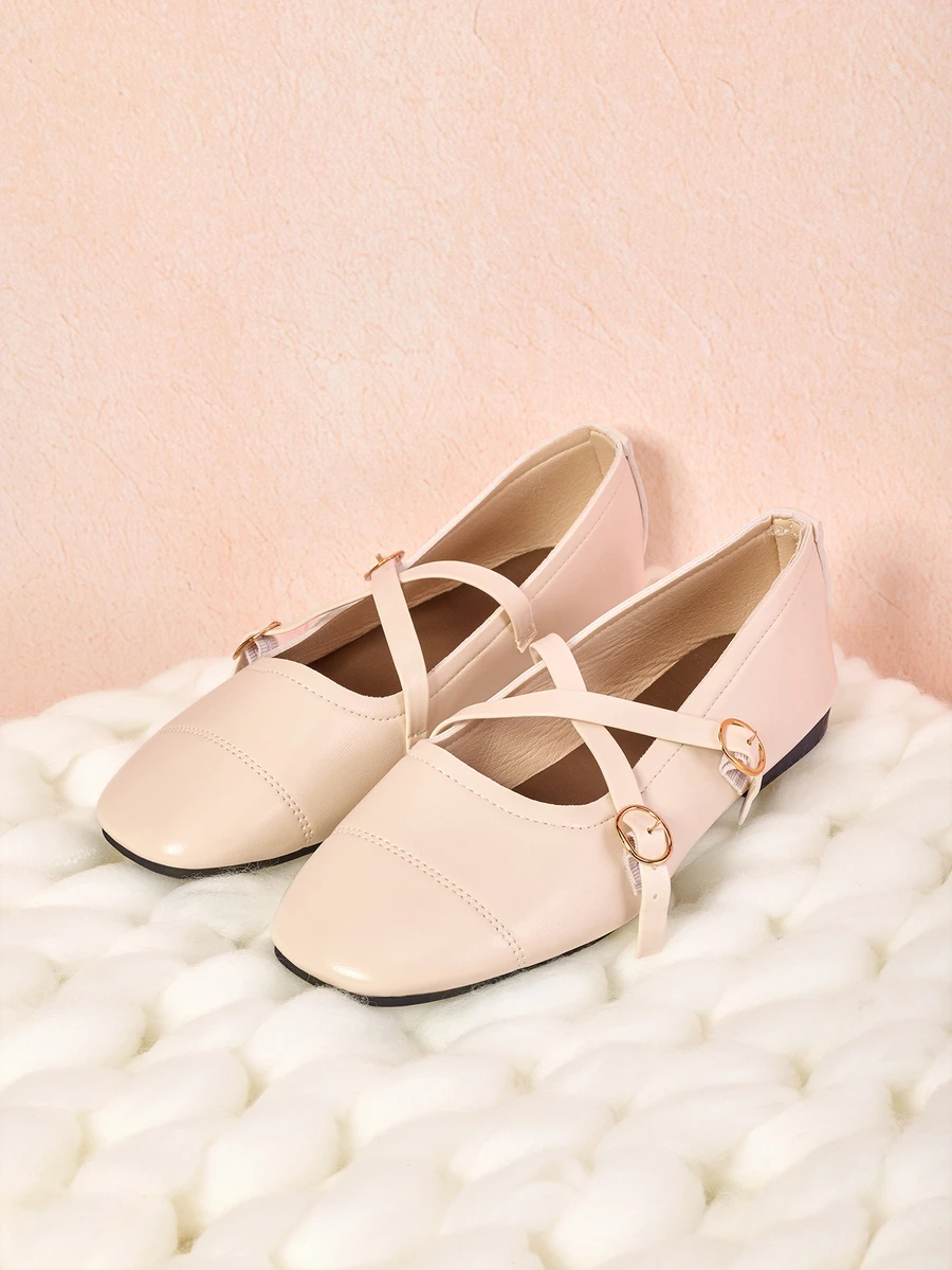 Hatastic 女士玛丽珍平底鞋，春秋季新款交叉绑带圆头休闲乐福鞋，舒适套脚芭蕾舞鞋，少女风圣诞礼物 - 白色 - 查看 1
