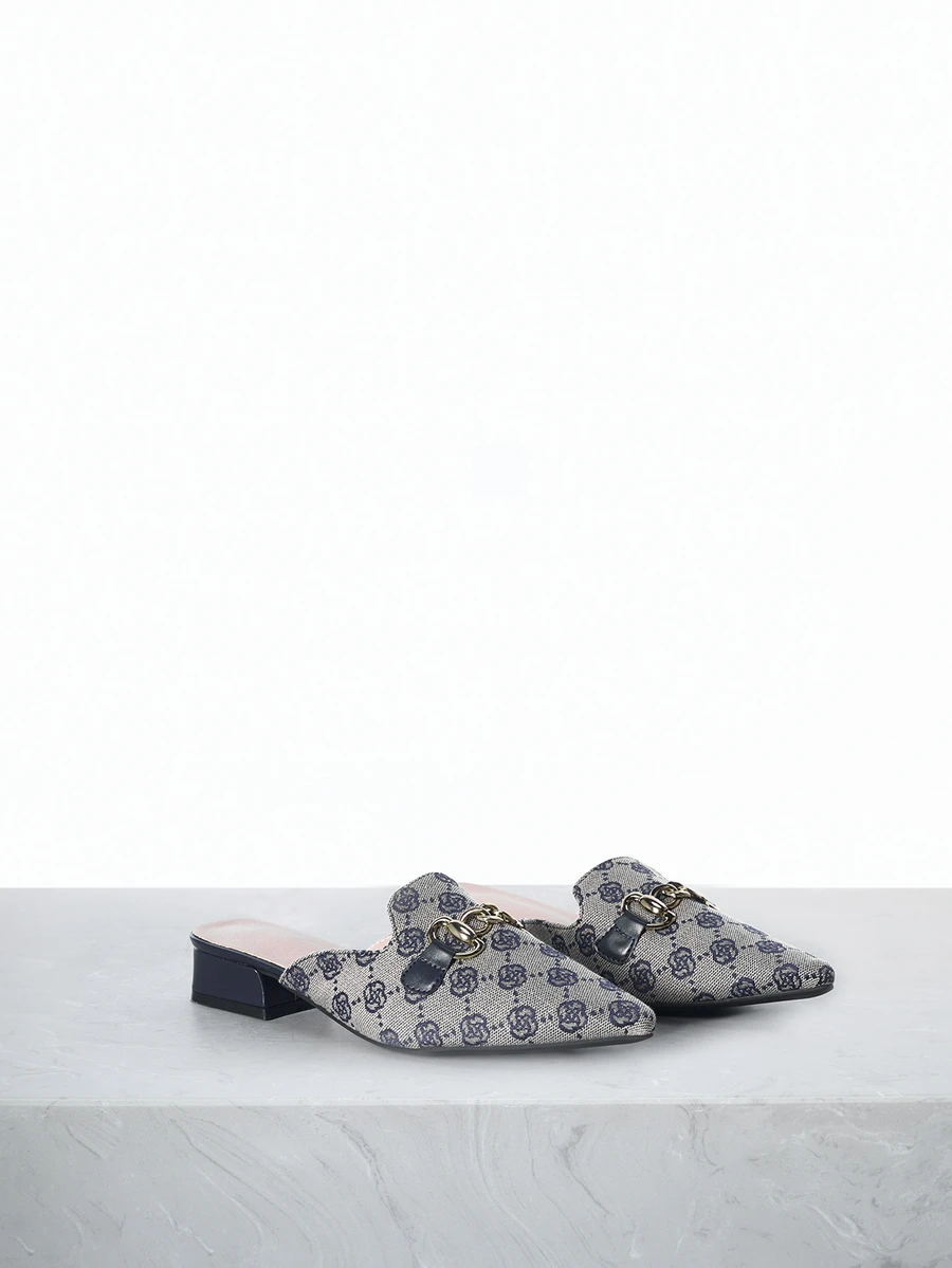 CHICVUE أحذية نسائية مسطحة بأصبع قدم مدبب مغلق، نعال، هدايا عيد الحب والكريسماس - متعدد الألوان - مشاهدة 1