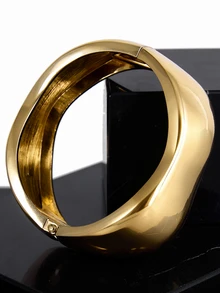 CHICVUE 1 pieza Brazalete de metal en forma de gota de agua asimétrico y minimalista de estilo vintage, diseño geométrico abstracto exagerado y simplificado, elegante y lujoso, adecuado para el uso diario, vacaciones, regalos, reuniones con amigos, eventos de moda, accesorios de pasarela, regalos de Navidad - Amarillo Oro - Ver 3