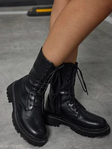 DareSee 秋冬季侧拉链系带马丁靴，女士时尚粗跟黑色靴子，音乐节礼物 - 黑色 - 查看 2