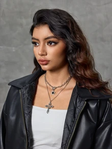 DareSee 2 Stück Gothic Vintage Punk Stil Kreuz Stern Anhänger Halsketten für Frauen, Weihnachtsgeschenke