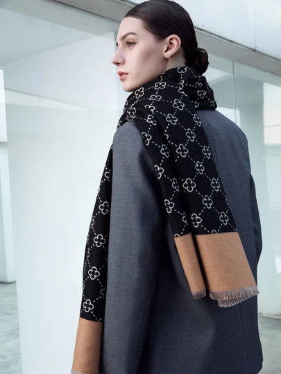 CHICVUE 优雅女士秋冬仿羊绒流苏披肩，厚实保暖围巾，适合日常室内外使用，圣诞礼物之选