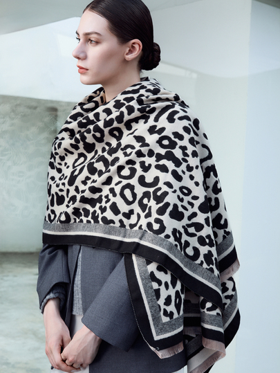 CHICVUE Boho 1pc Ladies' Double-Sided Leopard Print Jacquard Imitation Cashmere Scarf Shawl, Suitable For Daily Wear In Autumn And Winter Gifts