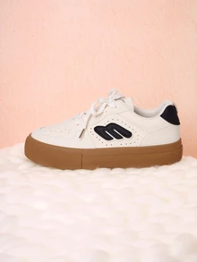 Hatastic 女士黑白拼接学生平底运动鞋，2024春秋新款时尚百搭休闲运动鞋圣诞礼物 - 黑色 - 查看 3