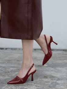 CHICVUE 女士尖头小猫跟套脚凉鞋圣诞礼物 - 酒紅色 - 查看 3