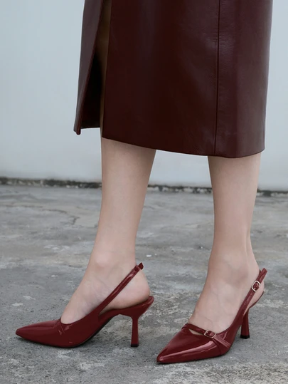 CHICVUE Women's Pointed Toe Kitten Heel Slip-On Sandals Gifts