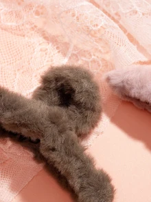 Hatastic 3pcs/Set Plush Hair Clips, 3 Colors (Beige + Coffee + Pink), 11cm Criss-Cross Design Hair Accessories Women Claw Clip Autumn Accessories Fall Winter For Vacation Outfits Woman Gifts - 3pcs (pink + Coffee + White) 11cm Cross Clip - View 5