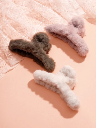 Hatastic 3pcs/Set Plush Hair Clips, 3 Colors (Beige + Coffee + Pink), 11cm Criss-Cross Design Hair Accessories Women Claw Clip Autumn Accessories Fall Winter For Vacation Outfits Woman Gifts