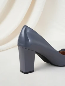 Clariva Giày cao gót đế thô màu trơn thời trang mũi nhọn màu xanh lá cây cỡ lớn dành cho nữ, mùa thu/đông - Màu xám đen - Xem 2