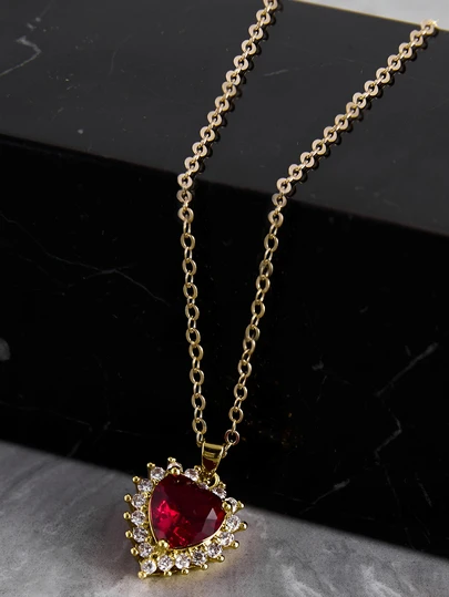 CHICVUE 1件女士优雅红色心形吊坠项链，不锈钢金色链条，适合作为情人节、母亲节、生日和圣诞节礼物