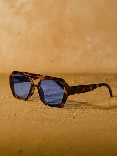 Tropiscape 1 pieza Gafas de moda asimétricas de estilo Y2K para mujeres, adecuadas para vacaciones de verano en la playa, con efecto de color block, estilo bohemio, para vacaciones, verano, playa, viajes, regalos de Navidad