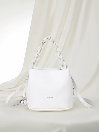 Clariva Mini Fashion Joker Pu Waterproof Fabric, Letter Pattern Design, Metal Pendant Decoration Design Portable Square Bag, Preparation Of Portable Elegant Handbag, Business Commuter Bag, Suitable For Work, High-End Fashion Bag, Suitable For Daily Commuting And Parties. Gifts