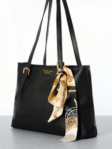 CHICVUE 时尚简约纯色字母印花单肩手提包，配有围巾，适合购物、装钱包、休闲出行，尤其适合年轻女性、大学生、新人、白领人士。也非常适合办公室、大学、工作、商务、通勤、户外活动、旅行和郊游等场合，是圣诞节的理想礼物。 - 黑色 - 查看 2