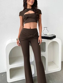 Cropped Neck Tight Fitted Crop Top And Flare Leg Pants Two Pieces Set - Coffee Brown - View 4