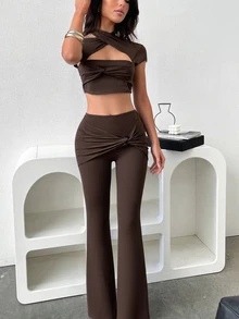 Cropped Neck Tight Fitted Crop Top And Flare Leg Pants Two Pieces Set - Coffee Brown - View 3