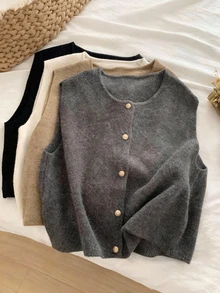 复古迷你纽扣圆领针织背心，宽松百搭柔软秋冬叠穿毛衣背心