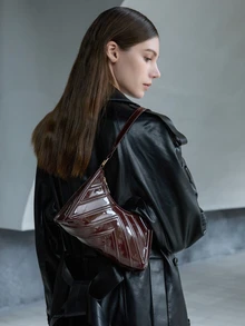 CHICVUE Artificial Patent Leather Bag Women Shoulder Bag New Year - Chocolate Brown - View 1