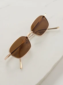 Clariva 一副金属框有色镜片时尚眼镜，适合日常佩戴，复古风格，女士夏季太阳镜，沙滩太阳镜，学校沙滩配饰，女士太阳镜，基础款太阳镜，适合搭配毛衣、牛仔裤、运动裤、连帽衫、夹克、连衣裙和长袖衬衫，时尚优雅，适合家庭出游、旅行度假、圣诞节等场合，是理想的礼物之选。 - 棕色 - 查看 2